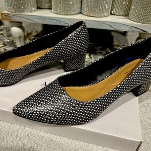 Brand New With Box Alfani CASHHP Black and White Heel